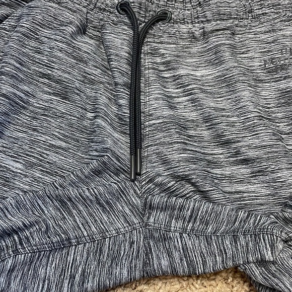 The North Face joggers - Picture 9 of 11